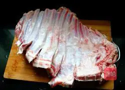 Illustration of how to make crispy grilled lamb chops 1