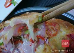 Illustration of how to make shrimp pizza 12
