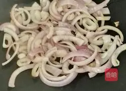 Stewed chicken wings with onions Practice illustration 4