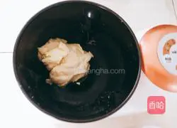 Illustration of how to make hot dog rolls 2