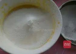 Illustration of how to make pumpkin chiffon 4