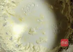 Coconut Nut Muffin Cake Recipe Illustration 6