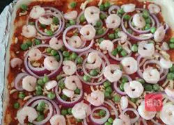 Illustration of how to make pizza at home 3