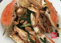 Illustration of how to make stir-fried crabs with chives and ginger 5
