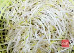 New stir-fried vegetables illustration 1