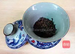 Illustration of how to make Pu'er tea 2