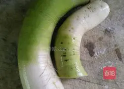 Illustration of how to make cabbage and carrot meatballs 1