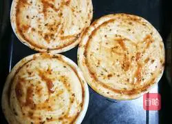 Illustration of how to make homemade pizza 2