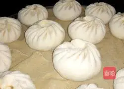 Illustration of how to make cabbage, tofu and vermicelli buns 6