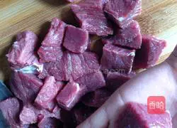 Illustration of beef stew recipe 3