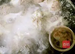 Illustration of how to make beef with Li's sauce 3