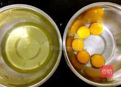 Cranberry Chiffon Cake Recipe Illustration 3