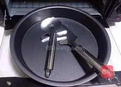 Illustration of how to make ham pizza 3