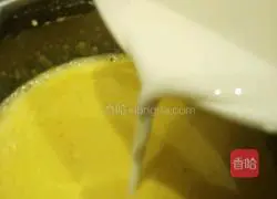 Illustration of how to make chiffon cake 5