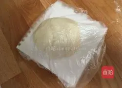 Illustration of how to make pizza crust 6