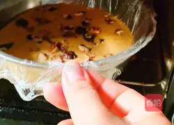 Banana Cake Recipe Illustration 10