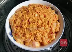 Tujia Hot and Sour Steamed Pork Recipe Illustration 9