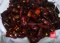 Illustration of how to make stir-fried spicy chicken 11