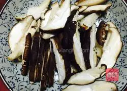 Illustration of homemade braised chicken 3