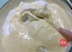 Gold Pillow Cake Recipe Illustration 20