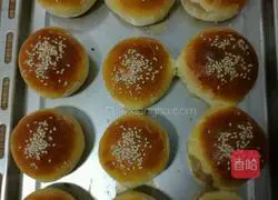 Illustration of how to make barbecue buns 7