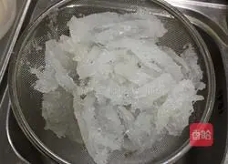 Illustration of how to make rock sugar bird's nest 2