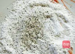 Illustration of how to make French chicken burger 3