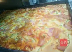 Illustration of how to make bacon and vegetable pizza 13