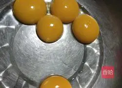 Illustration of how to make cupcakes 1