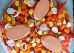 Illustration of how to make ham and corn pizza 6