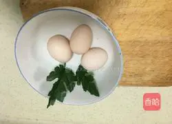 Illustration of how to make braised noodles with chives, tomatoes and eggs 3