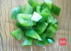 Small Chicken bread pizza recipe 5