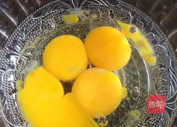 Sponge Cake Recipe Illustration 2