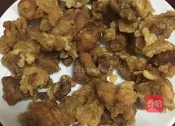 Illustration of how to make fried lychee meat 3