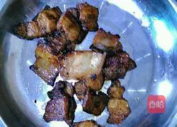 Illustration of how to make fried onions and meat slices 2