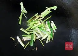 Illustration of how to make fried rice noodles 7