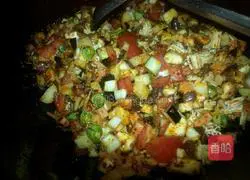 一Illustration of how to make pot-braised sesame seeds 5