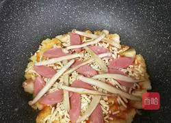 Illustration of how to make pan steamed bun pizza 17