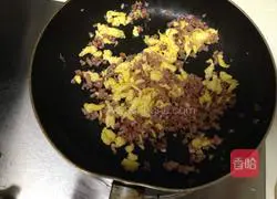 Illustration of how to make crab race 5