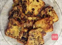 Illustration of how to make olive, vegetable and egg pan-fried bread slices 6