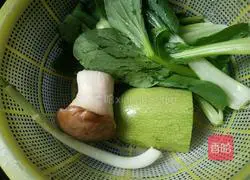 Illustration of how to make fried rice noodles 2