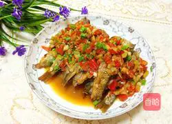 Illustration of how to make spicy dried fish 8