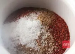 Illustration of home-made spicy oil 2