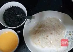 Pho Illustration of how to make pizza 2