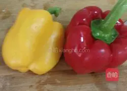 Illustration of how to make mushroom and minced meat and ham pizza 2