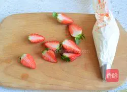 Matcha Cake Roll (New Year Dessert) Recipe Illustration 10