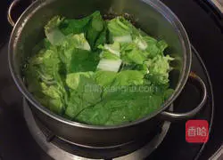 Illustration of how to make cabbage, tofu and ball soup 3