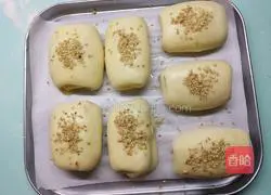 Illustration of how to make sugar baked goods 15