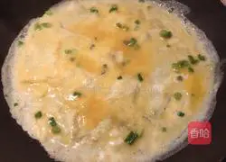 [Korean] Tuna Kimchi Egg Roll Illustration 2