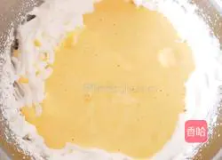 Strawberry Floating Cloud Roll Recipe Illustration 11